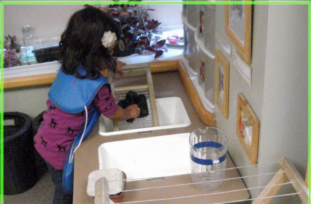 Child washing placemats